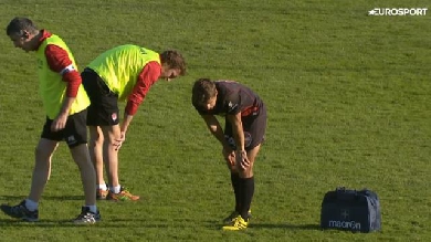 VIDÉO. Pro D2. Jérémy Gondrand cherche ses dents sur la pelouse après un vilain coup d'épaule