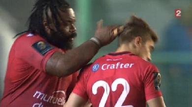 VIDÉO. INSOLITE. Quand Mathieu Bastareaud encourage Anthony Méric de façon... musclée