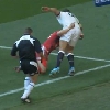 VIDÉO. Angleterre - Pays de Galles : Leigh Halfpenny se sacrifie pour empêcher Luther Burrell de marquer l'essai | Rugby VIDÉO. Angleterre - Pays de Galles : Leigh Halfpenny se sacrifie pour empêcher Luther Burrell de marquer l'essai