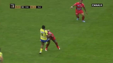 VIDEO. Top 14. RCT - ASM. Choc des titans entre Mathieu Bastareaud et Napolioni Nalaga