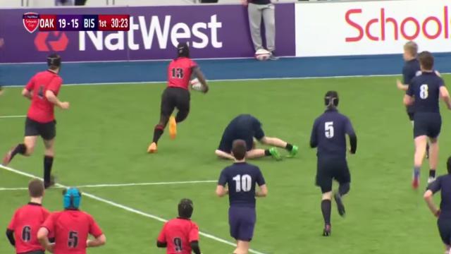 Le phénomène Tyrese Johnson-Fisher inscrit quatre essais.