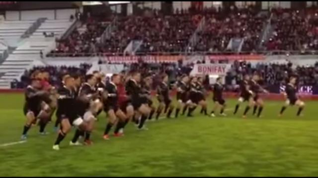 Le Haka des Classic All Blacks face au RCT pour Jerry Collins.
