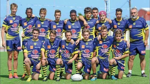 Charles Morel, en haut à gauche.