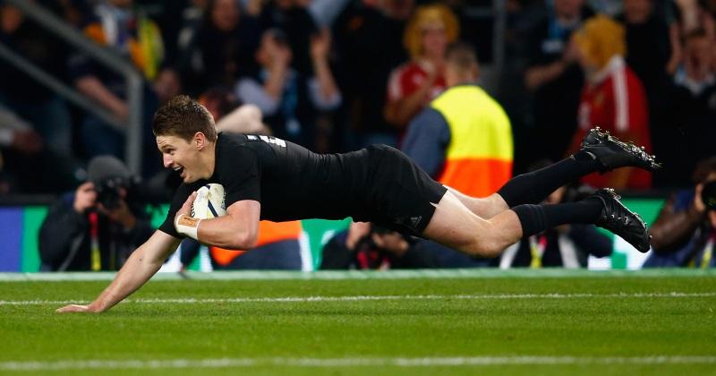 WORLD RUGBY AWARDS : Beauden Barrett va-t-il rafler le titre de meilleur joueur de l'année ?