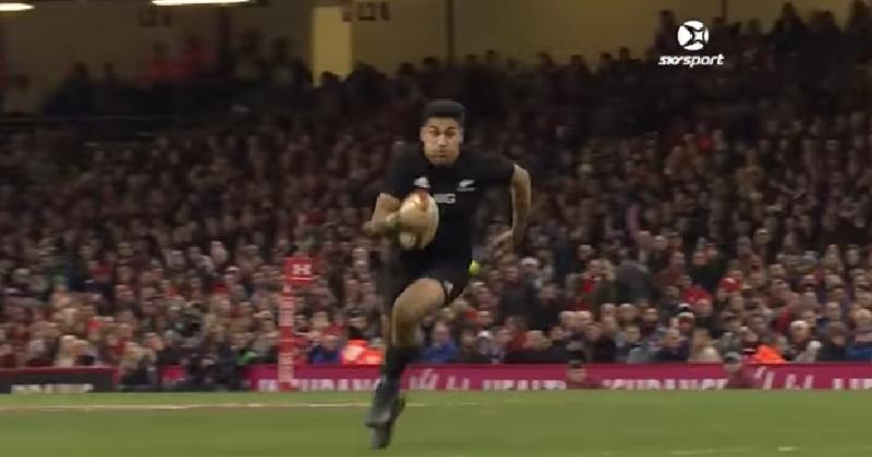Rieko Ioane élu révélation de l'année aux World Rugby Awards.
