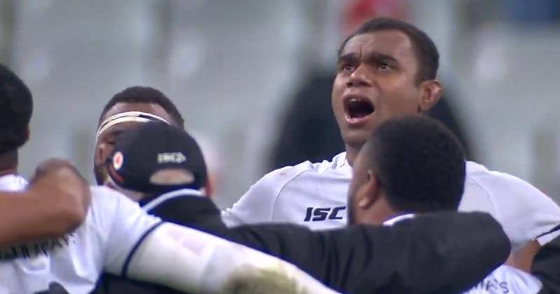 Le chant fidjien plein d'émotions après la victoire sur le XV de France.