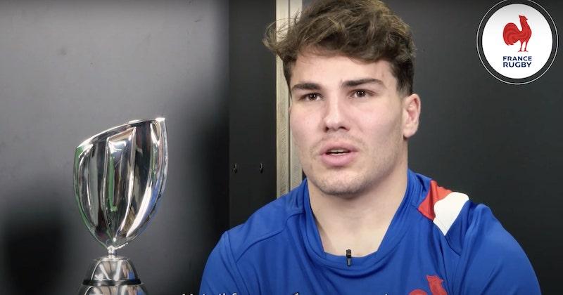 Même les Anglais s'y mettent : Antoine Dupont désigné meilleur joueur du monde par les Britanniques