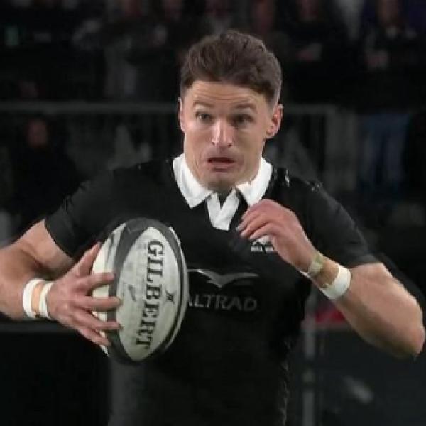 5 234 jours : à 35 ans, Beauden Barrett entre un peu plus encore dans la légende des All Blacks