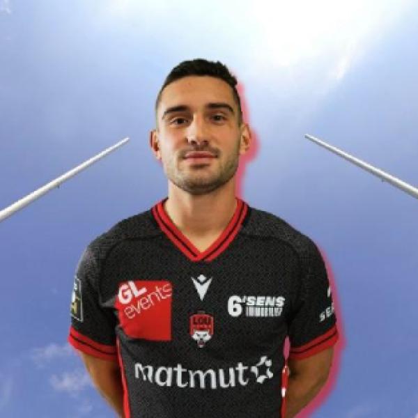 TOP 14. ﻿Absent depuis 3 mois pour un choc à la tête, où en est l’état de santé de Baptiste Couilloud ? 