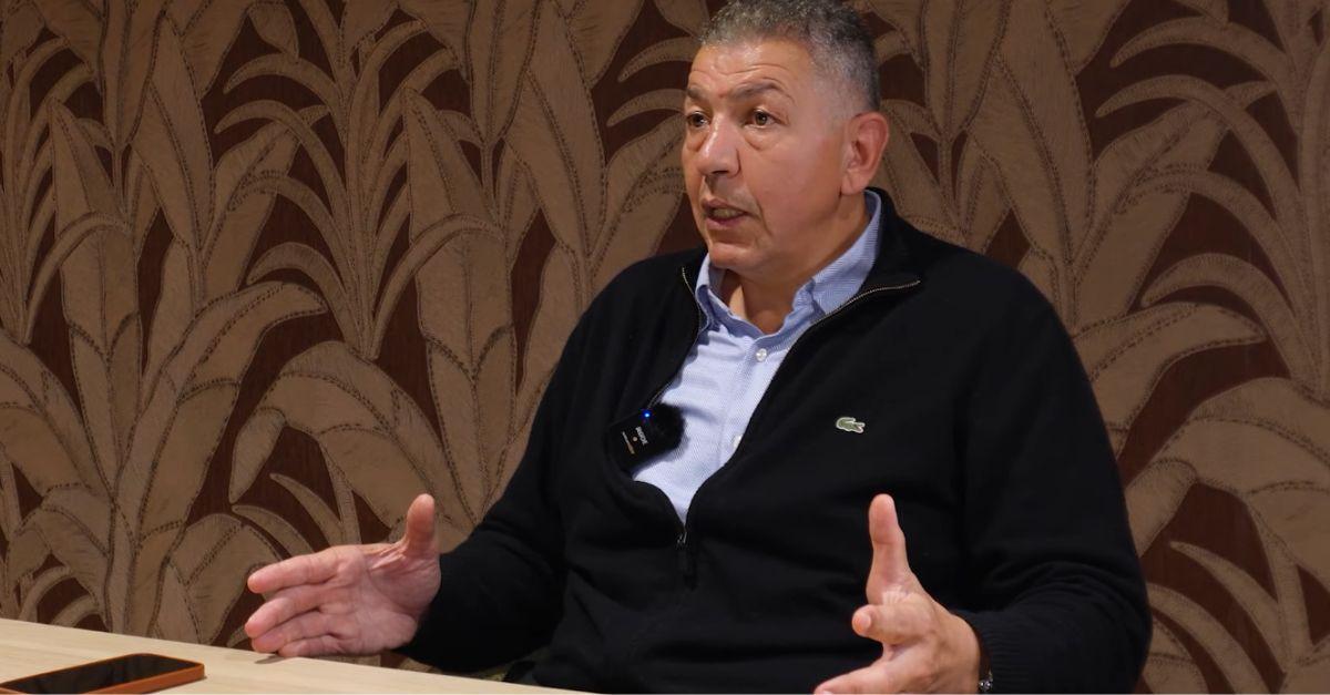 Après l'échec de World Rugby, le rebond politique symbolique d'Abdelatif Benazzi