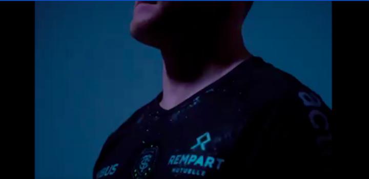 ''Explorer l'inconnu'' : Vous l’attendiez ? Voici le nouveau maillot ''spécial'' du Stade Toulousain