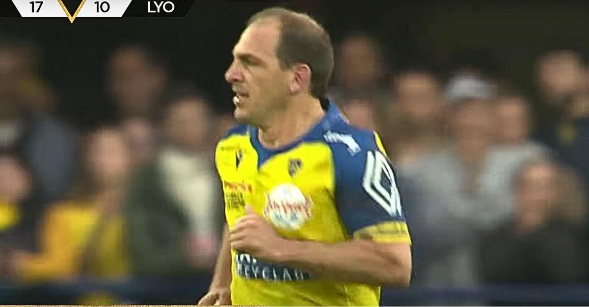 39 ans, 250 matchs de Top 14 : Benjamin Urdapilleta chasse les records