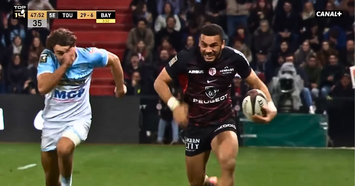 Le leader du Top 14, le Stade Toulousain reçoit Bayonne ce week-end. Crédit image : Canal + Sport