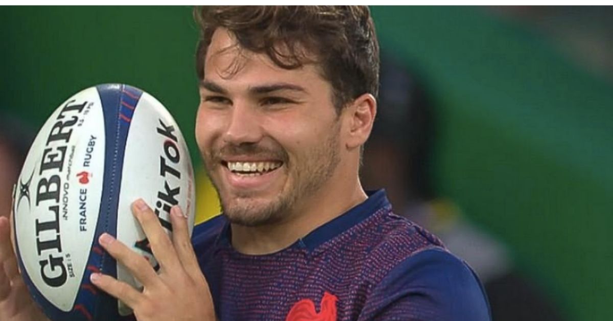 XV de France. Rugby offensif, mentalité… Antoine Dupont explique pourquoi il croit en son association avec Matthieu Jalibert 