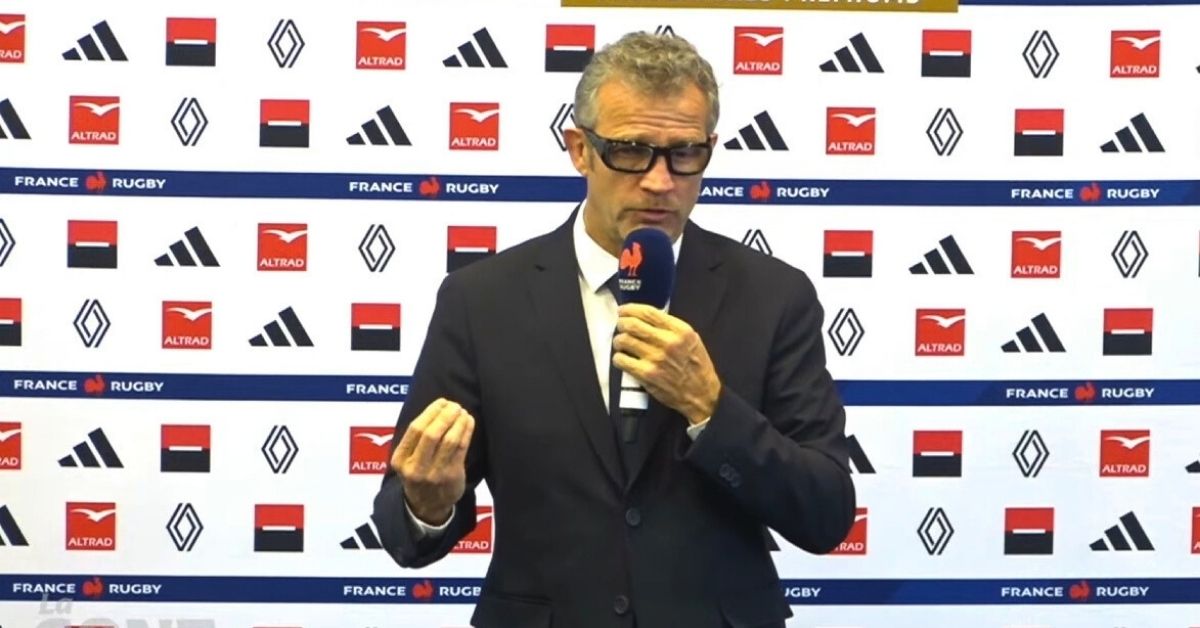 Le jeu français évolue, mais garde son ADN. Galthié détaille les ajustements sans renoncer à l’identité tricolore. Crédit image : Screenshot France Rugby