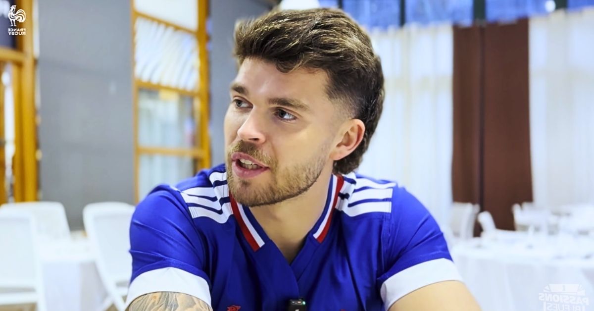 Pour Moscato, Jalibert est complet. Reste à prouver qu’il peut faire gagner le Tournoi aux Bleus. Crédit image : Screenshot Youtube France Rugby