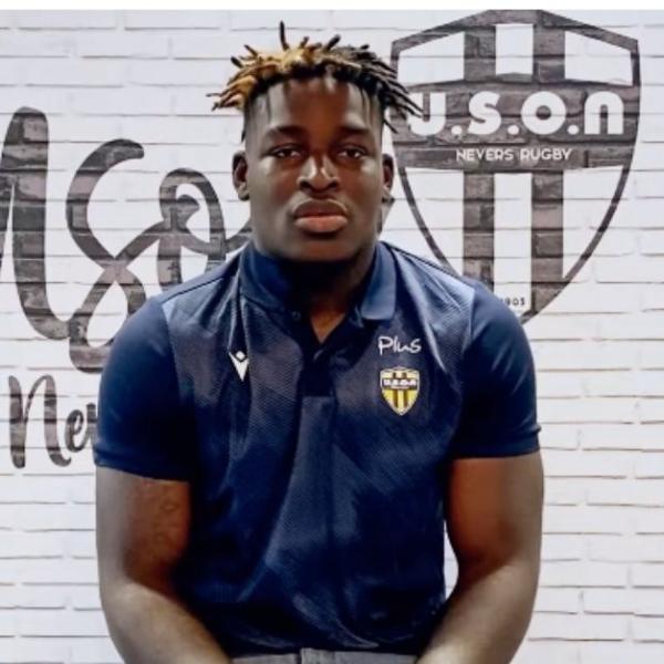 TOP 14. ''Le plus gros déménageur de la génération 2001'' en route pour La Rochelle ? 