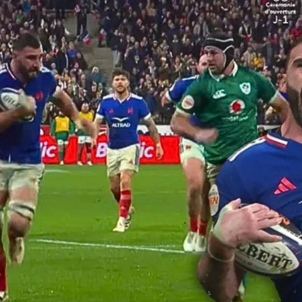 "C'est un putain d'athlète" : en 4, 7 ou 8, pourquoi Charles Ollivon est-il indispensable au XV de France ? 