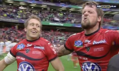  Joe Van Niekerk et Jonny Wilkinson furent longtemps les chouchous de Mayol. Screenshot : Fox Sports
