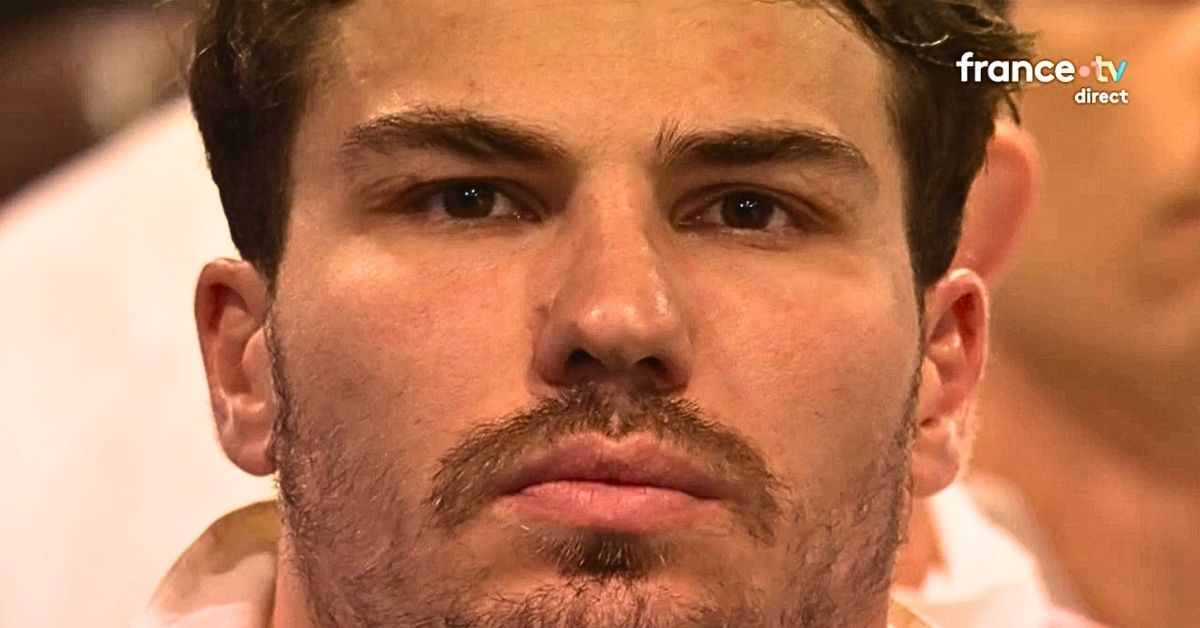 Antoine Dupont cristallise les critiques après Bordeaux-Toulouse. Clément Poitrenaud monte au front et dégaine une comparaison historique pour le défendre. Crédit image : Screenshot France 2