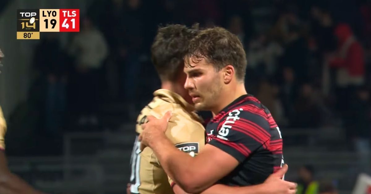Graou titulaire, Dupont en 21, Marchand capitaine. Toulouse arrive à Castres avec une compo qui raconte l'après-Bordeaux. Crédit : Screenshot Youtube TOP 14 - Officiel