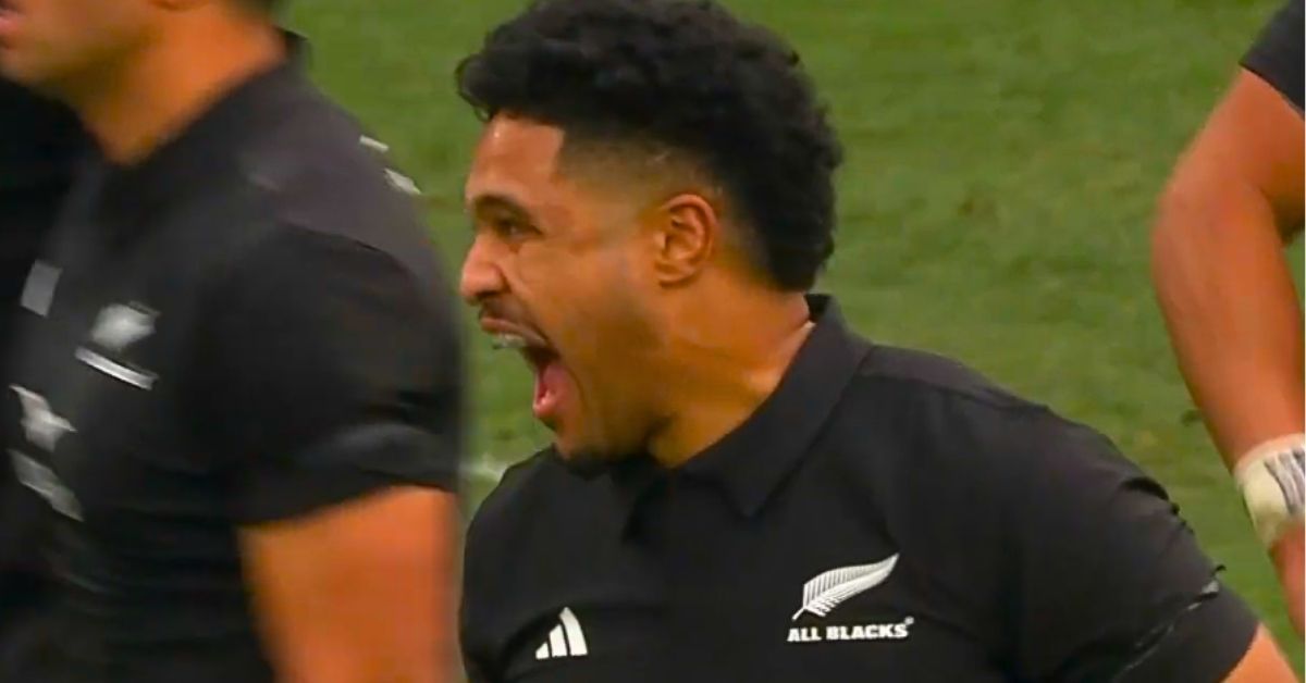 Leicester Faiga'anuku va débuter une rencontre de Super Rugby flanker. ©All Balcks