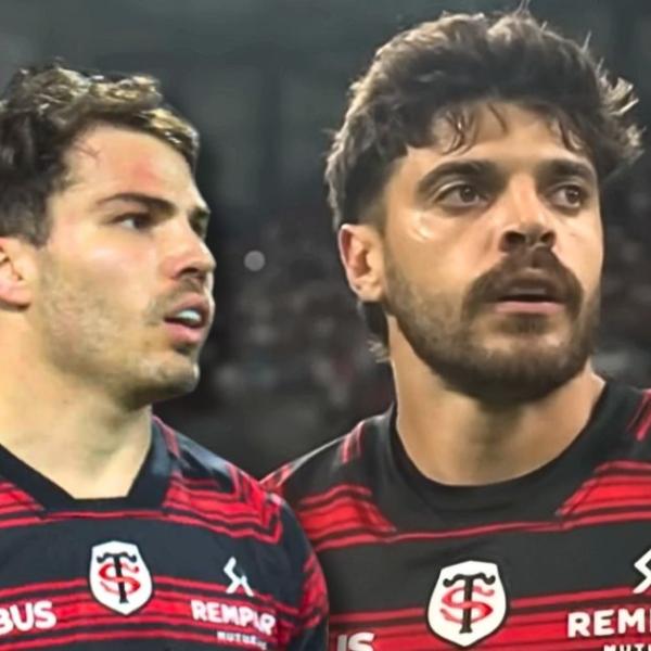 ‘‘Il ne faut pas lâcher le travail’’, Dupont et Ntamack font taire les critiques au Vélodrome et portent le Stade Toulousain