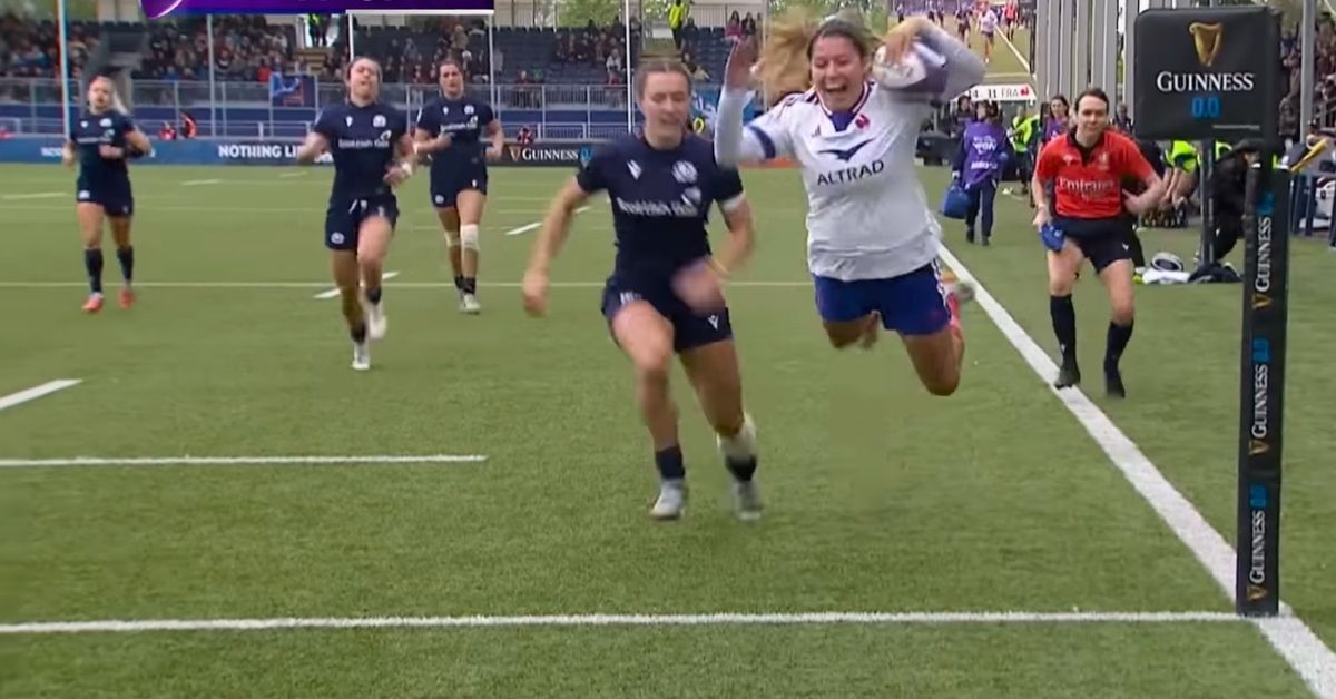À l'image de son essai contre l'Écosse, Pauline Barrat fait preuve d'une grande liberté. ©Screenshot France TV Sport