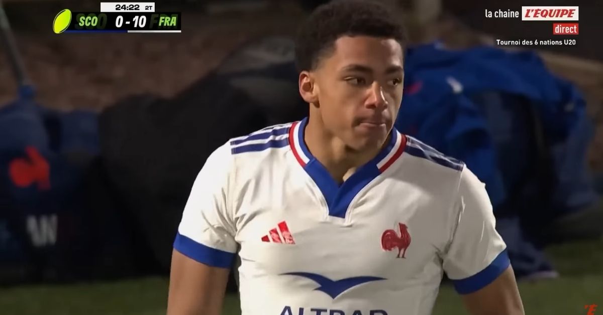 Le jeune arrière a notamment marqué trois essais dont un face à l'Écosse. Screenshot: chaine YouTube L'Équipe 