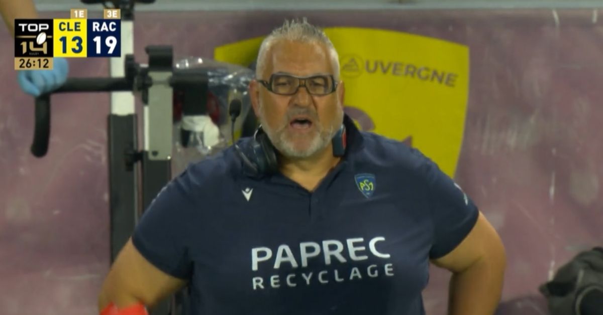 L'imcompréhension et la colère se sont ressentis sur le visage de l’entraîneur de Clermont, notamment à la suite des trois essais concédés par son équipe en fin de première mi-temps. Screenshot: Canal + Sport