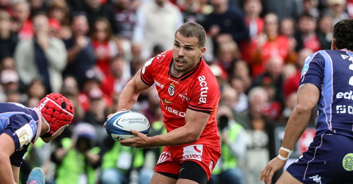 Alors que le débat sur le salary-cap agite le rugby français, le président de Provale, Malik Hamadache, a présenté différentes solutions en faveur des joueurs de Top 14. - ©INPHO/Billy Stickland (EPCR)