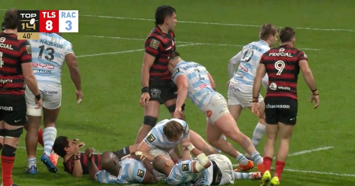 Lors du match aller, Tarrit avait perdu la tête. Il faudra garder la tête froide vendredi soir. ©screenshot Canal+
