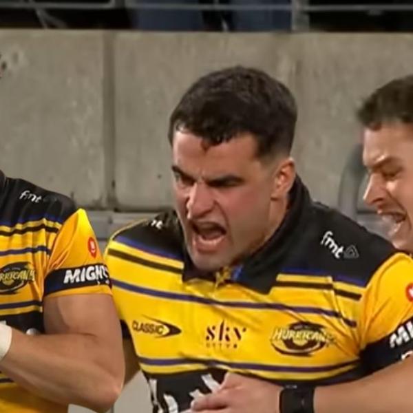 17 essais et une première avec les All Blacks : de flop à Montpellier à futur bourreau du XV de France ?