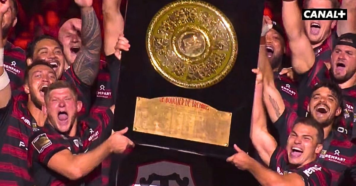 Le Stade Toulousain est champion de France pour la quatrième fois de suite. Face à Montpellier, les Rouge et Noir ont encore montré leur science des finales. Crédit image : Screenshot Canal +