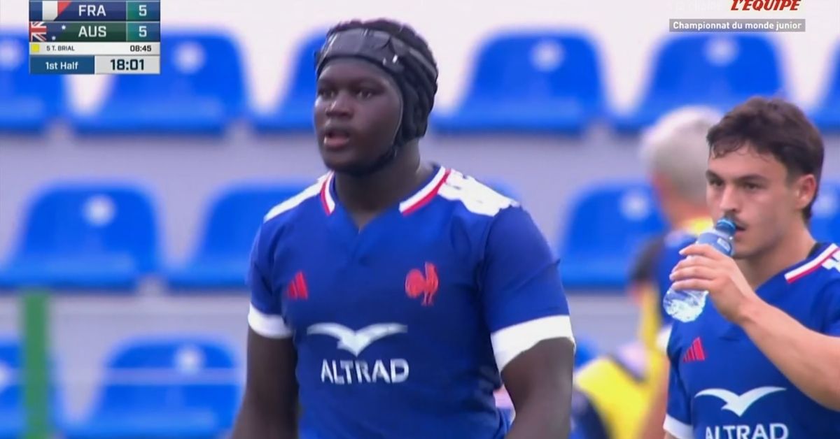 Lucas Andjisseramatchi, le capitaine des Bleuets a montré la voie en inscrivant un doublé lors de ce match. Screenshot: L'Équipe 21