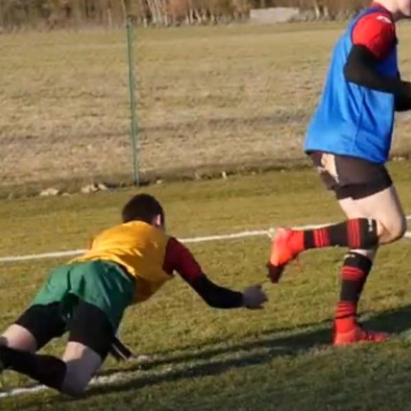 « La cuillère » interdite en amateur ? Pas si sûr : la réponse de notre arbitre maison