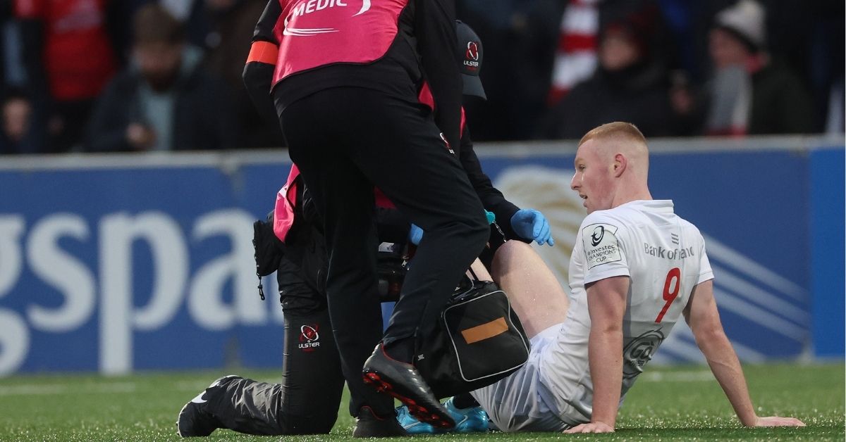 Image d'illustration : Nathan Doak blessé face à l'UBB. ©INPHO/James Crombie (EPCR)