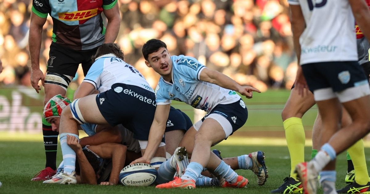 À trois semaines du Top 14, Bayonne n’a plus qu’un demi de mêlée pro : le casse-tête qui inquiète avant la reprise