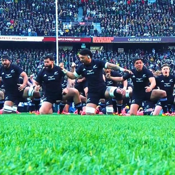 VIDEO. 246 passes, quatre essais et huit franchissements : comment les All Blacks ont réussi à perdre contre les Springboks