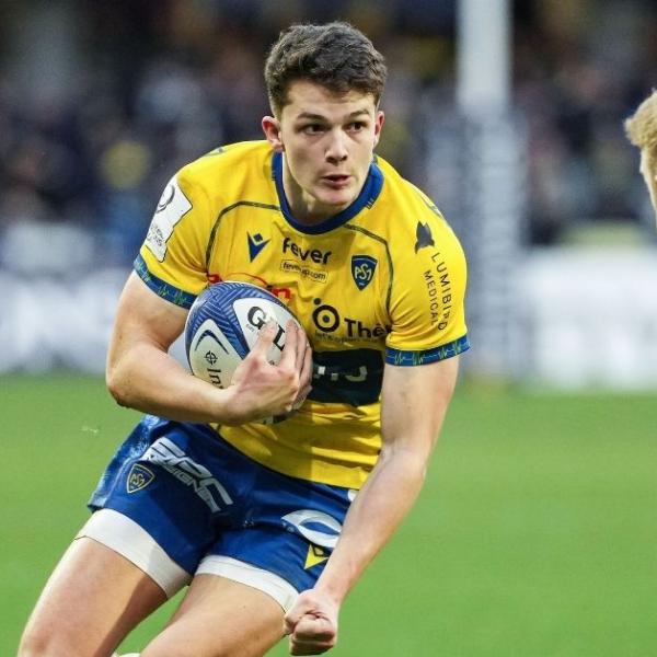 Axel Guillaud franchit un nouveau cap avec Clermont : déjà apparu en Top 14, le jeune arrière obtient la confiance du club avec un premier contrat pro (et titulaire face à Lyon ?)