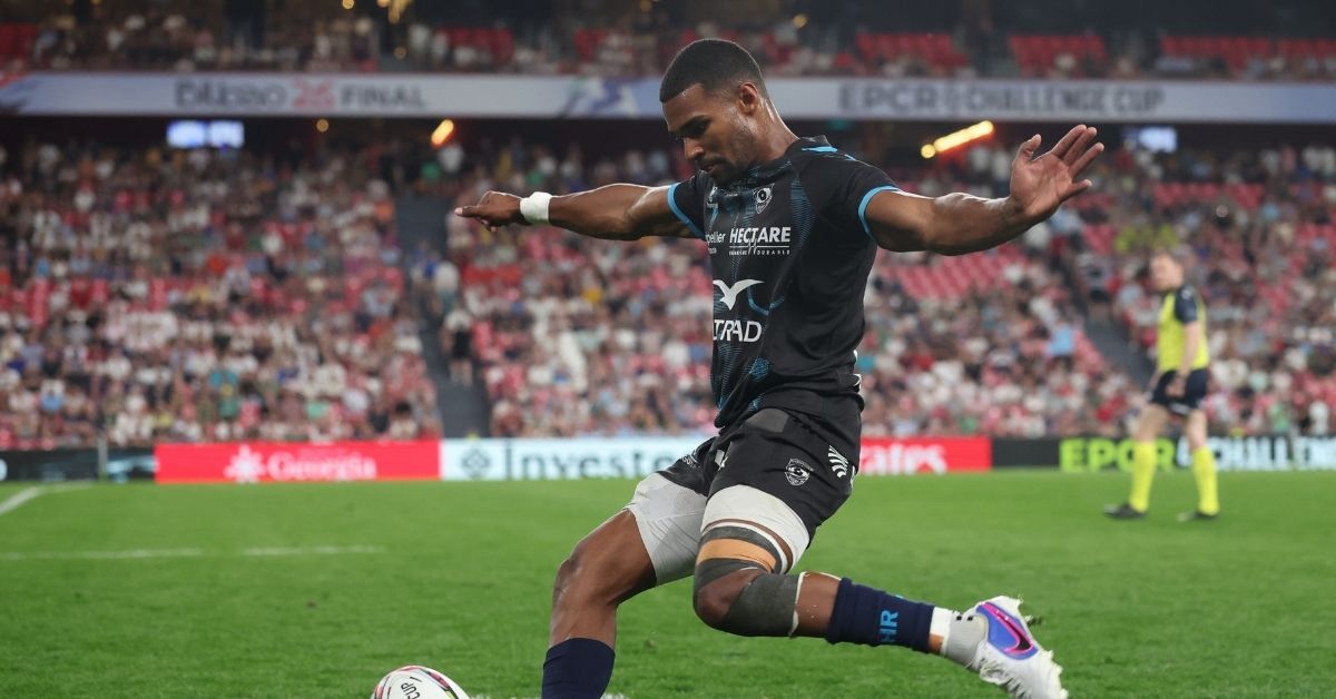 Blessé aux ischio-jambiers face à Toulon, Léo Coly manquera jusqu’à six semaines. À Bayonne, le règlement complique encore davantage le casse-tête. ©INPHO/James Crombie