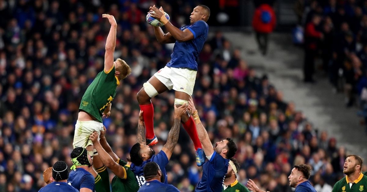 Le XV de France est-elle la seule sélection qui peut prétendre à égaler les Springboks ? C’est en tout cas ce que prétend l’éditorialiste britannique Gavin Mortimer, pour Rugbypass. - © Justin Setterfield/World Rugby
