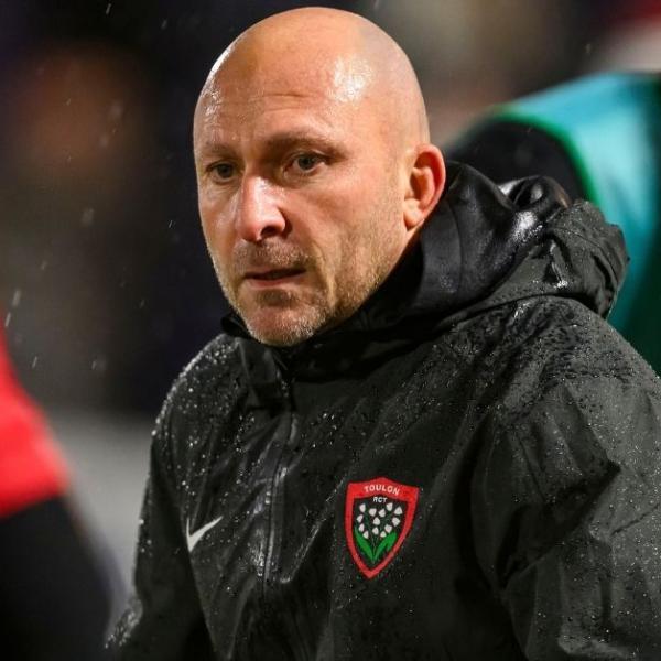 "Je ne vais faire aucun aveu de faiblesse" : Pierre Mignoni cash sur l'erreur d'arbitrage ayant conduit à un essai accordé lors de Castres-Toulon