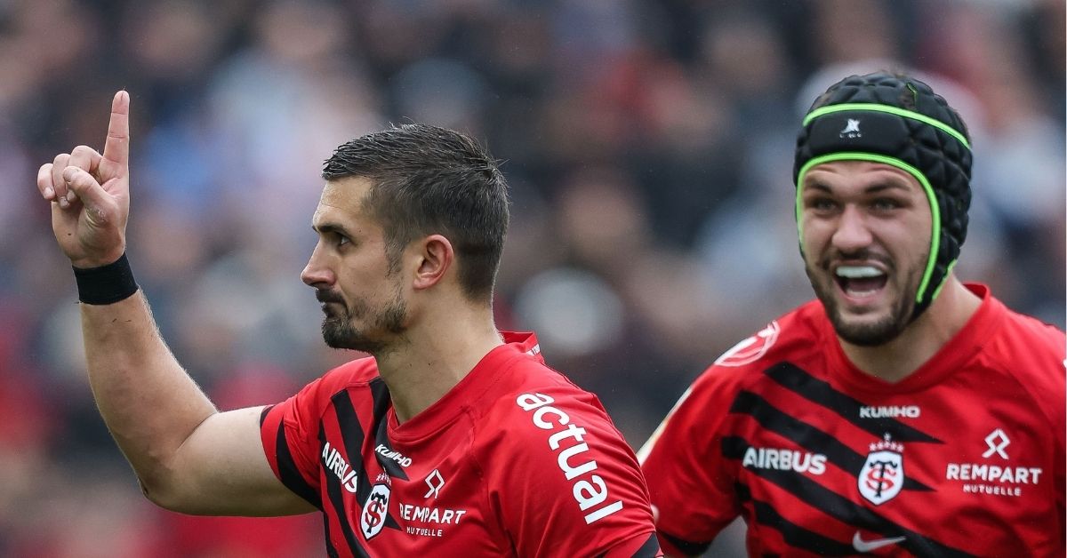 Le genou l’a stoppé net avant la reprise, pas son histoire avec Toulouse. Clément Vergé a choisi de prolonger trois saisons avec les Rouge et Noir. ©INPHO/Billy Stickland