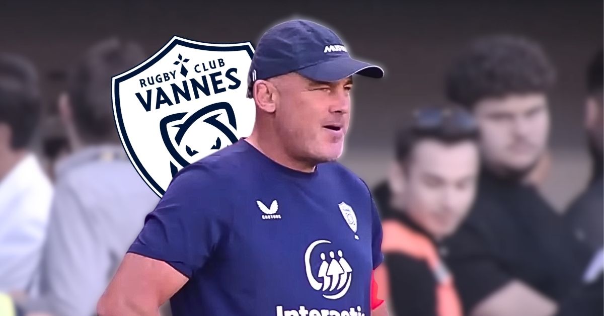 Sous les yeux de Jean-Noël Spitzer, les joueurs du RC Vannes se sont inclinés à Perpignan, en Top 14. Crédit : Canal+ screenshot - RC Vannes