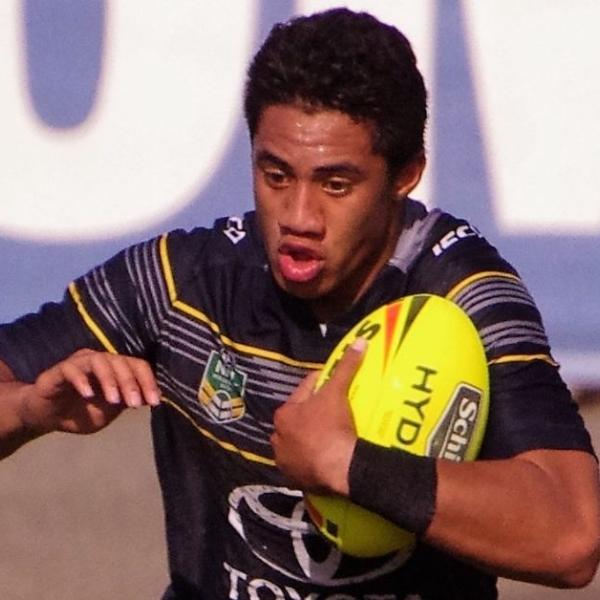 "C’est un excellent finisseur" : 102 matches et plus de 70 essais, la pépite Murray Taulagi peut-elle enfin faire gagner Vannes en Top 14 ?