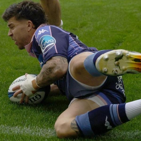 23 jours après sa blessure, Matthieu Jalibert avait repris : une nouvelle gêne signalée relance l'inquiétude à l'UBB