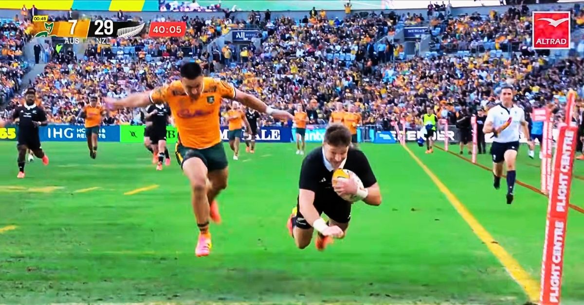 36-7 à la pause : les All Blacks ont transformé la Bledisloe Cup en démonstration à Sydney. Pour l’Australie, le constat est encore plus inquiétant à domicile.