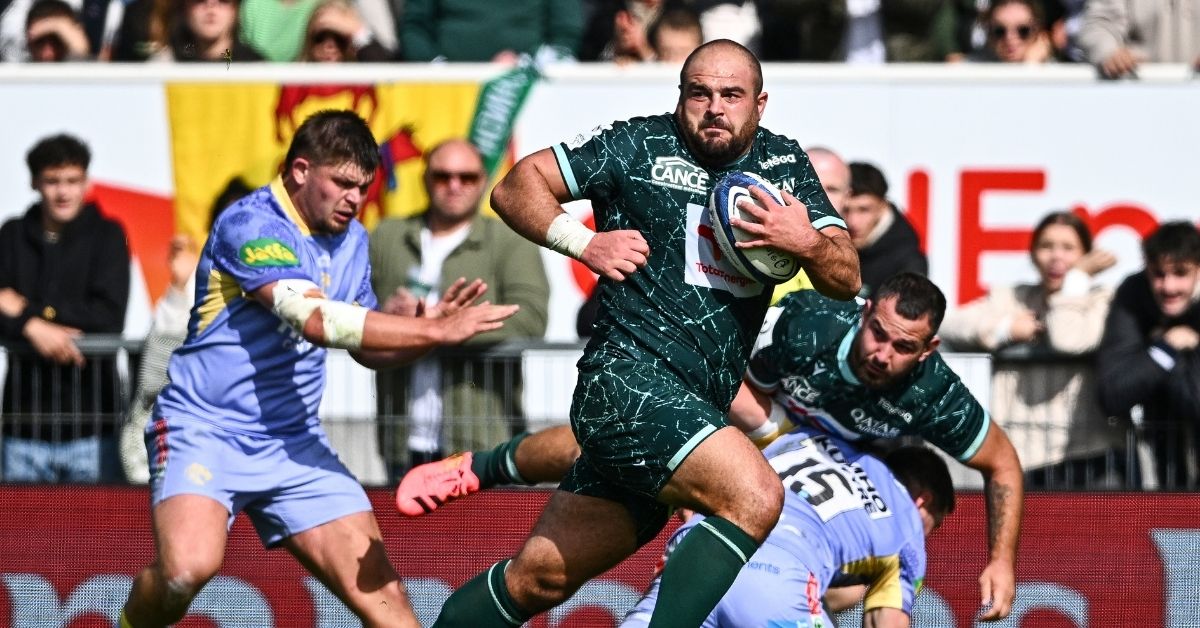 Pau n'a conservé le ballon que 43 % du temps face aux Tigers. Avec 13 franchissements et cinq essais, son jeu de transition a fait voler la défense anglaise en éclats. ©INPHO/Hugo Pfeiffer