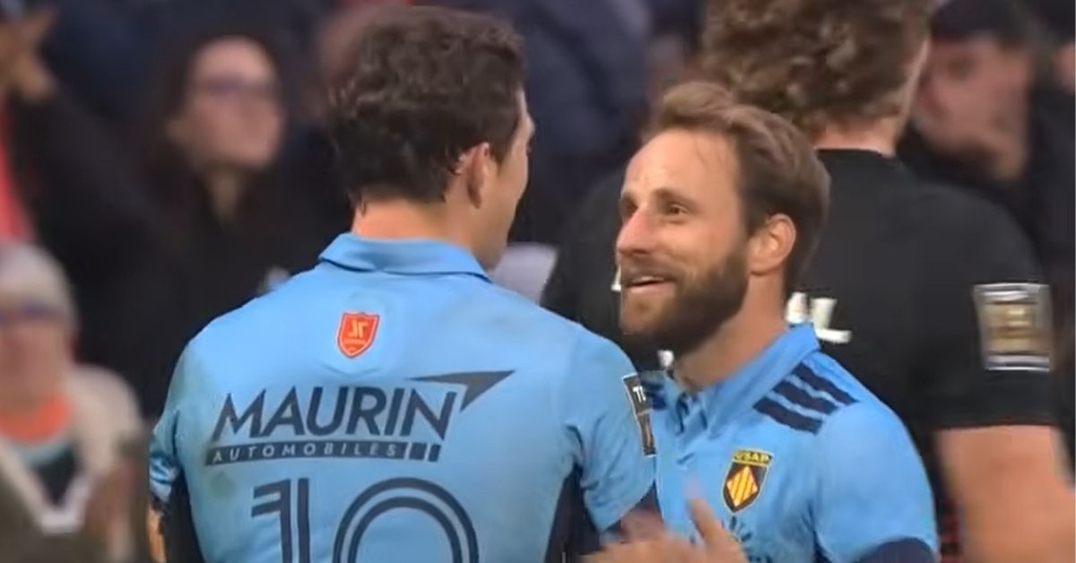 Les joueurs de l'USAP ont arraché un bonus défensif face au Stade Toulousain samedi, en Top 14, sur le score de 38-33. Crédit : Canal+ Screenshot